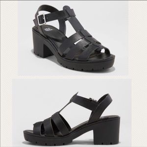Chunky Black Platform Sandal